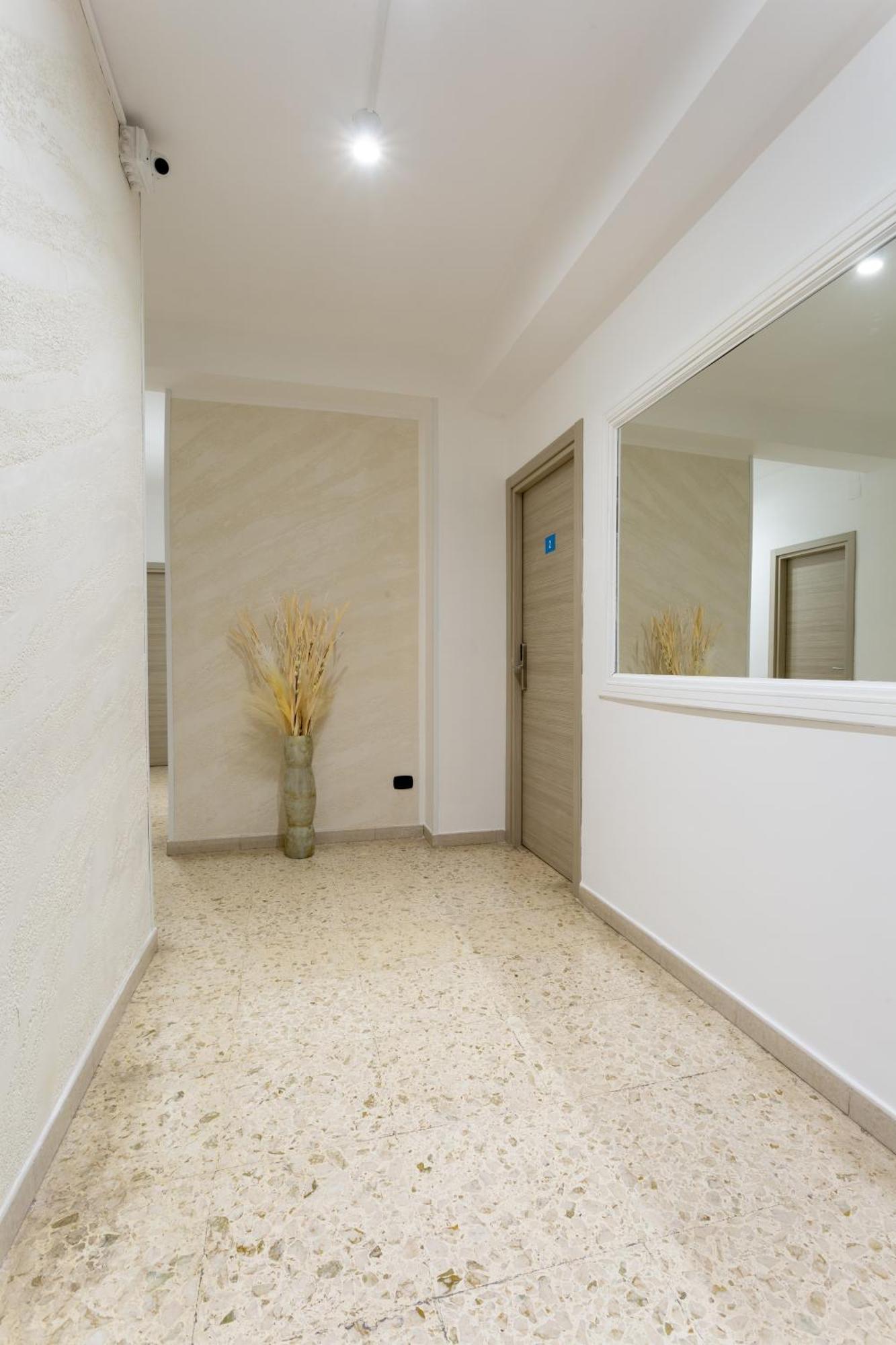 Napoli Fly Guest House 290 Exterior foto